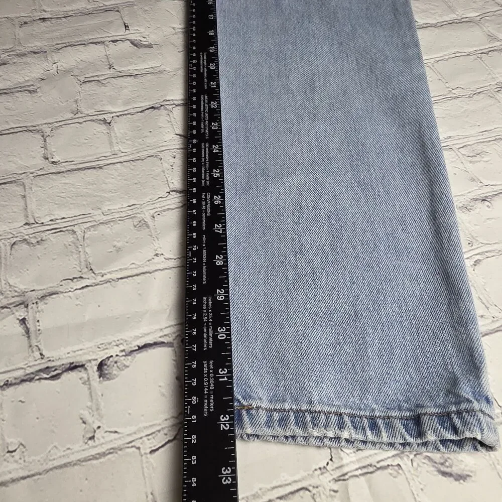 Vintage Levis 512 Men's 32x32 Blue Straight Leg Denim Jeans